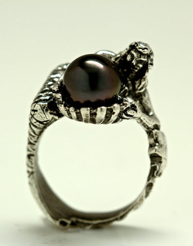 Black Pearl Mermaid Ring